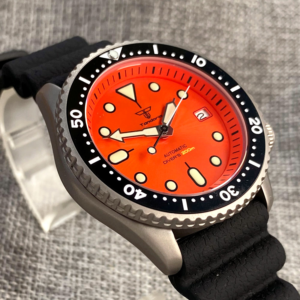 นาฬิกา Tandorio 41 มม. ไทเทเนี - Rubber Strap Diver บทวิจารณ์และราคา