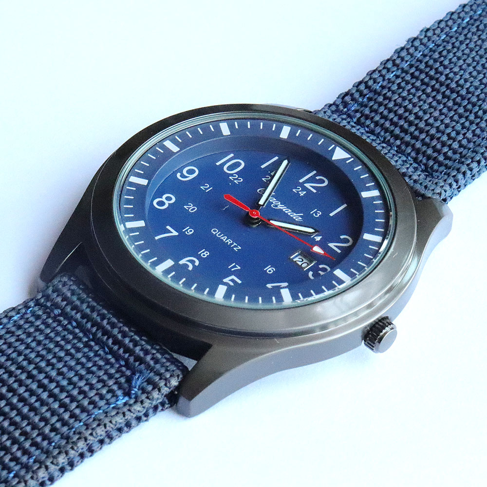 นาฬิกาควอทซ์ผู้ชายสุดหรู ดีไซน - Canvas Strap Watch บทวิจารณ์และราคา