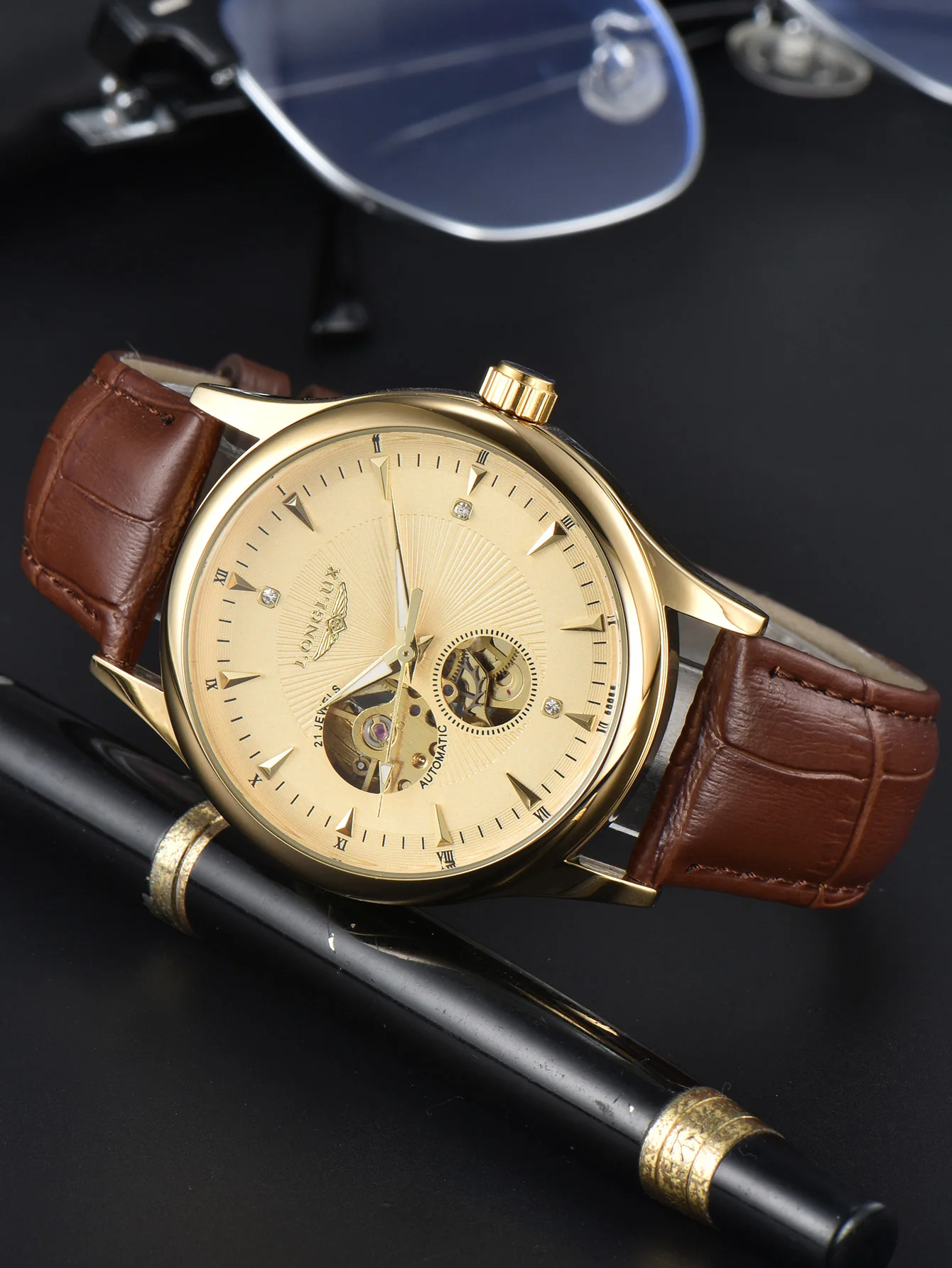 นาฬิกาอัตโนมัติ LONGLUX ดีไซน์ - Seiko Watch 5 Sports บทวิจารณ์และราคา